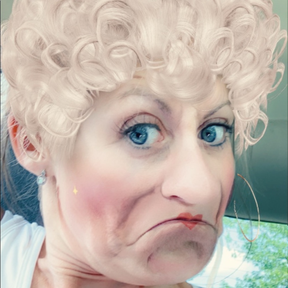 Meet your Posher, Jessica